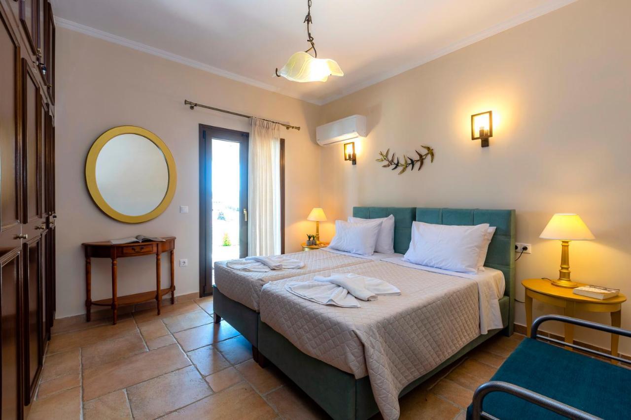 Solaris Methea- Luxury Central Villa By The Castle كاسيوبي المظهر الخارجي الصورة