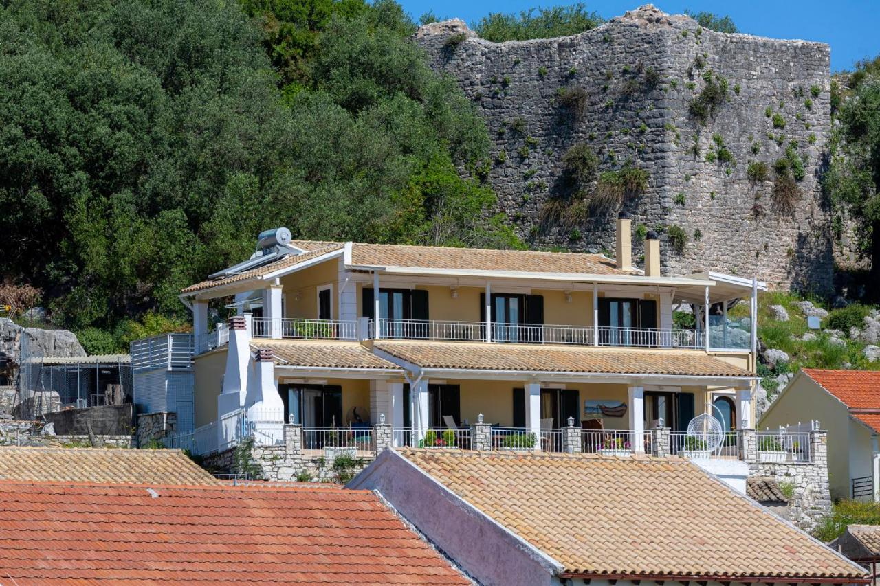 Solaris Methea- Luxury Central Villa By The Castle كاسيوبي المظهر الخارجي الصورة