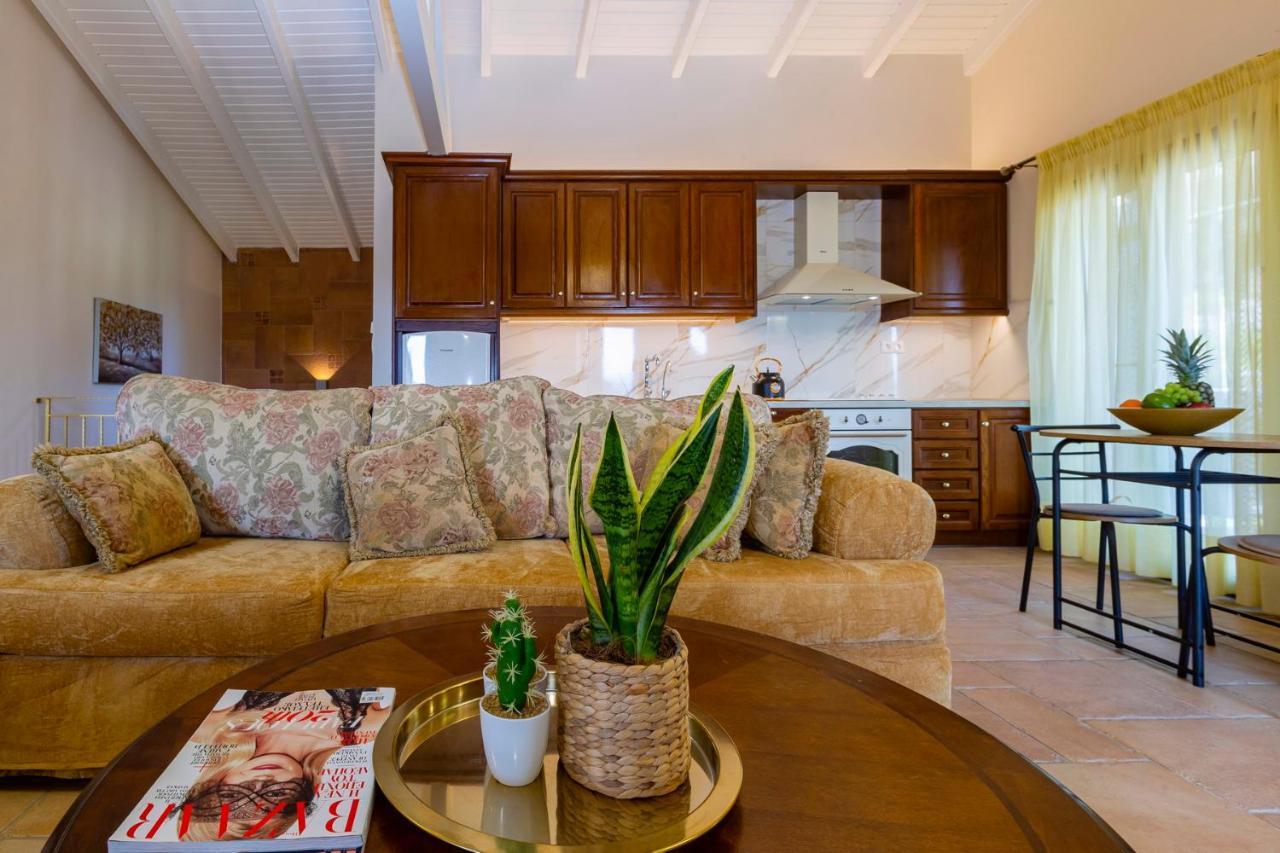 Solaris Methea- Luxury Central Villa By The Castle كاسيوبي المظهر الخارجي الصورة