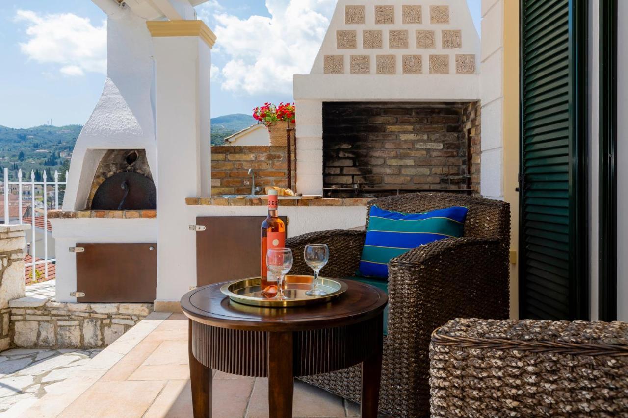Solaris Methea- Luxury Central Villa By The Castle كاسيوبي المظهر الخارجي الصورة